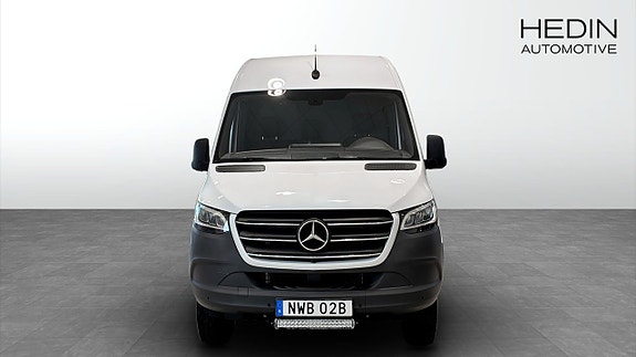 Mercedes-Benz Sprinter 319 8 of 9
