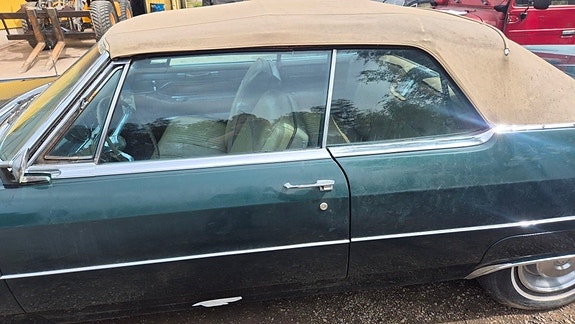 Cadillac Deville 7 of 30