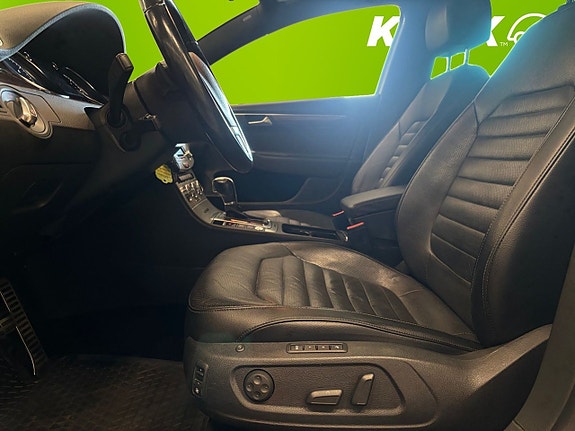 Volkswagen Passat Alltrack 8 of 26