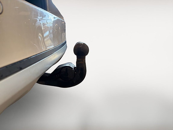Volkswagen Passat Alltrack 24 of 26