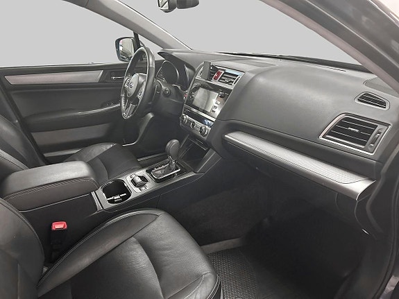 Subaru Outback 9 of 18