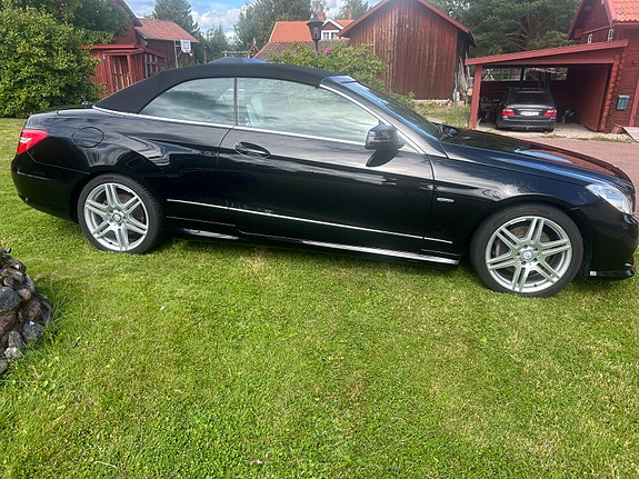 Mercedes-Benz E350 6 of 24