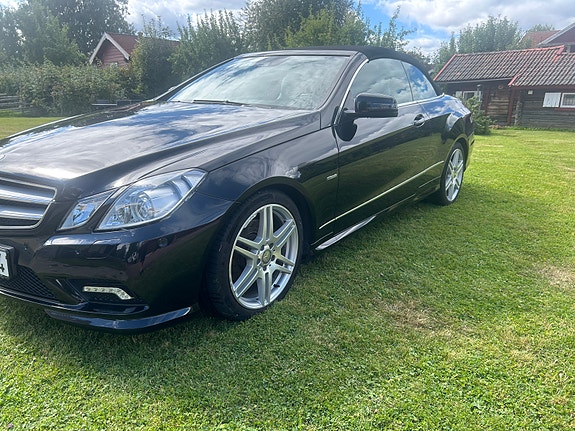 Mercedes-Benz E350 10 of 24