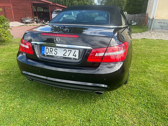Mercedes-Benz E350 8 of 24