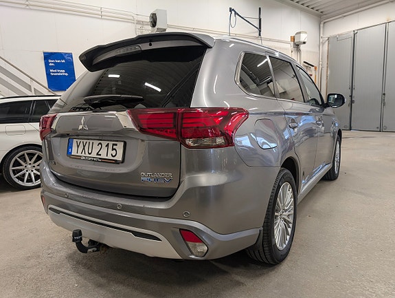 Mitsubishi Outlander 14 of 18