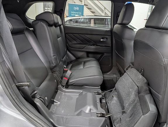 Mitsubishi Outlander 11 of 18