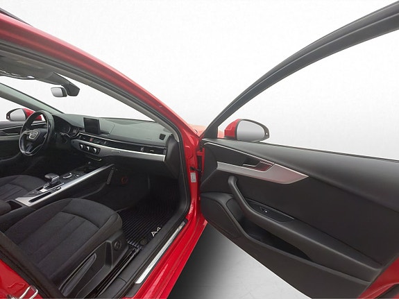 Audi A4 23 of 30
