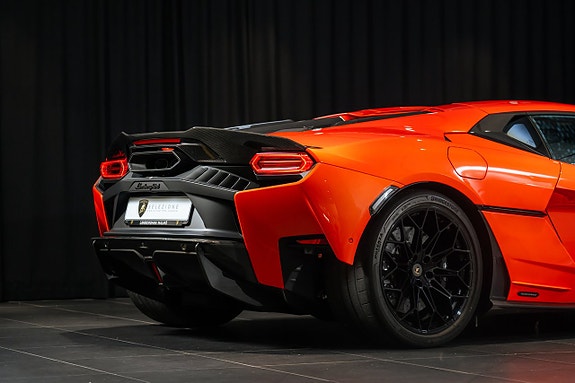 Lamborghini Temerario 7 of 22