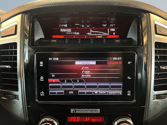 Mitsubishi Pajero 11 of 22