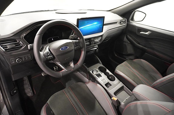 Ford Kuga 2 of 21