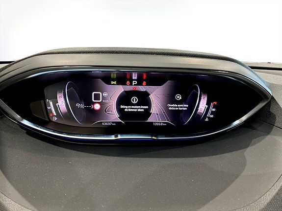 Peugeot 3008 7 of 17