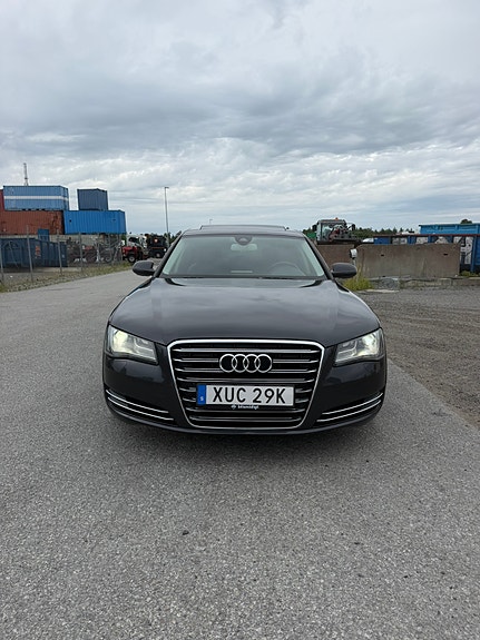 Audi A8 2 of 9