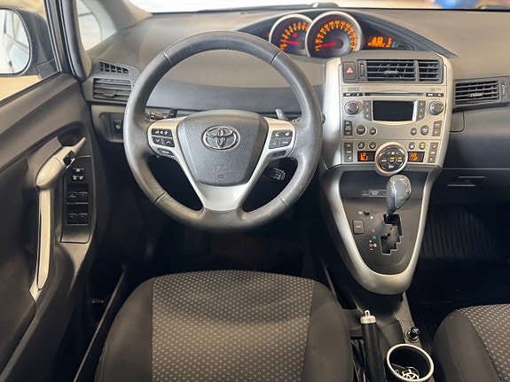 Toyota Verso 19 of 25