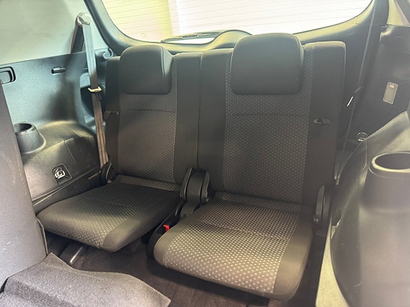 Toyota Verso 16 of 25