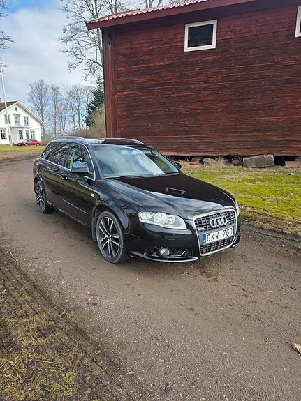 Audi A4 4 of 9