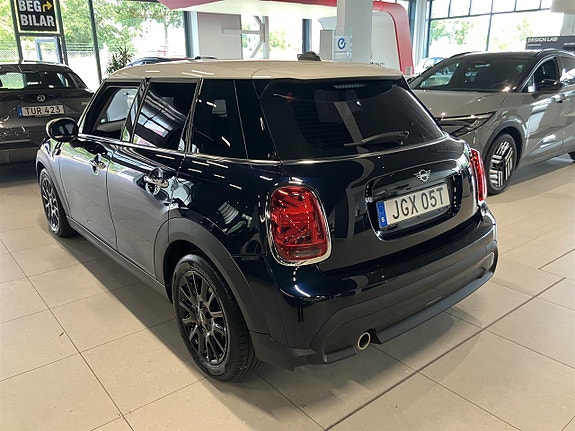 MINI Cooper 3 of 12