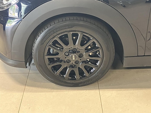 MINI Cooper 4 of 12