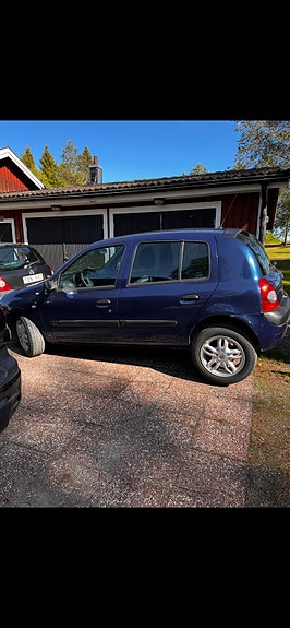 Renault Clio 3 of 5