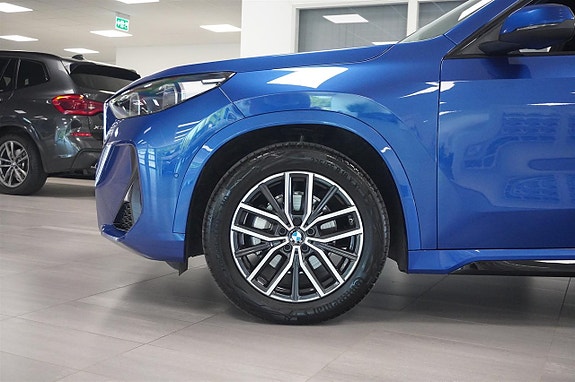 BMW X1 3 of 15