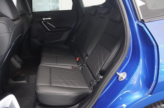BMW X1 8 of 15