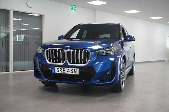 BMW X1 2 of 15