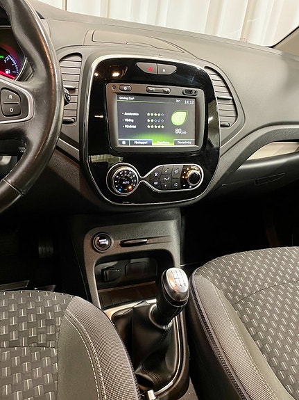 Renault Captur 11 of 22