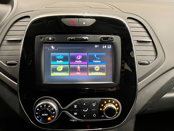 Renault Captur 10 of 22