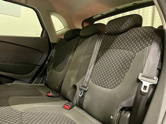 Renault Captur 20 of 22