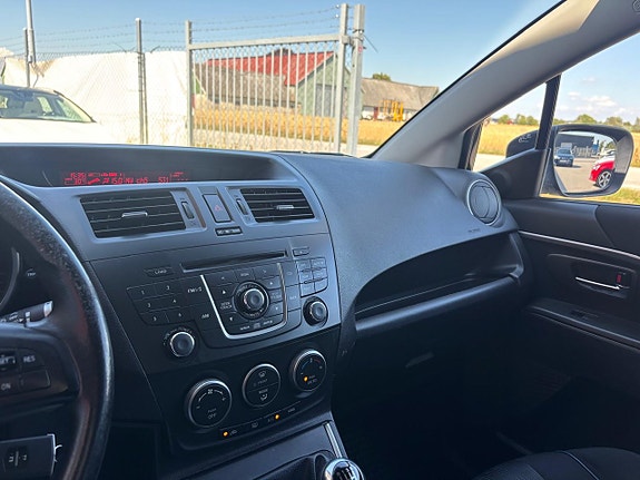 Mazda 5 15 of 20