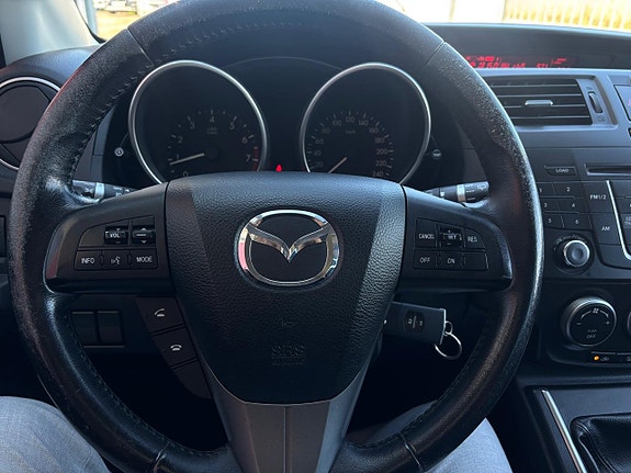Mazda 5 13 of 20