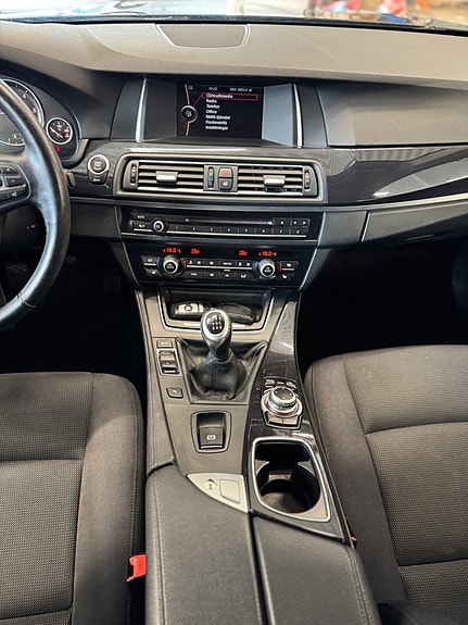 BMW 520d 15 of 29