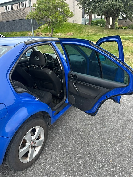 Volkswagen Bora 5 of 17