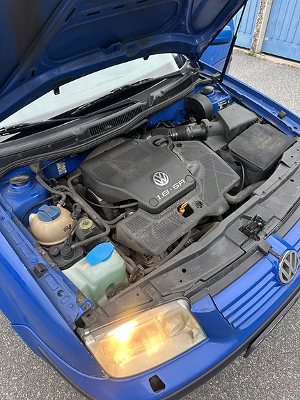Volkswagen Bora 12 of 17