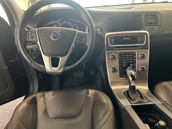 Volvo V60 Cross Country 10 of 10