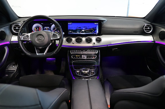 Mercedes-Benz E200 12 of 27