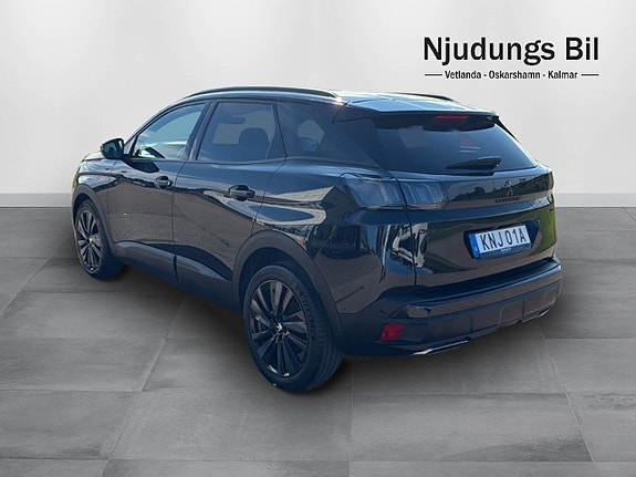 Peugeot 3008 2 of 12