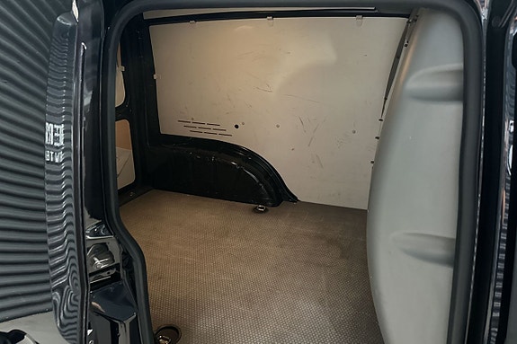 Volkswagen Caddy 14 of 15