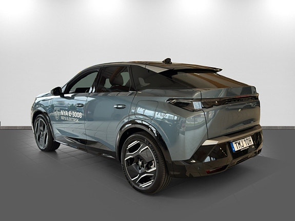 Peugeot e-3008 6 of 22