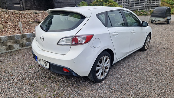 Mazda 3 3 of 7