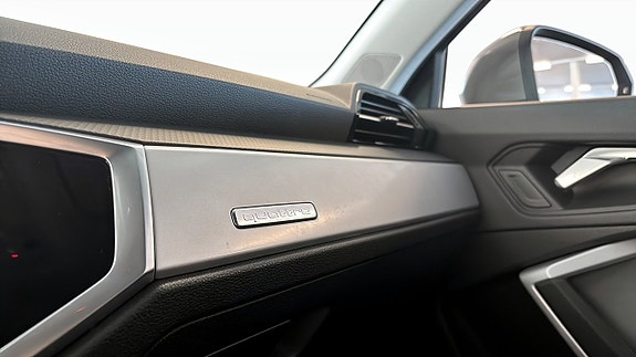 Audi Q3 15 of 16