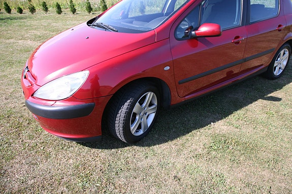 Peugeot 307 8 of 22