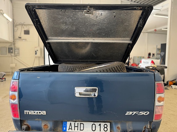 Mazda BT-50 11 of 18