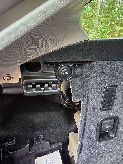 BMW 320d 15 of 17