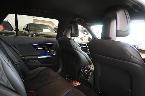 Mercedes-Benz C300 de 12 of 24