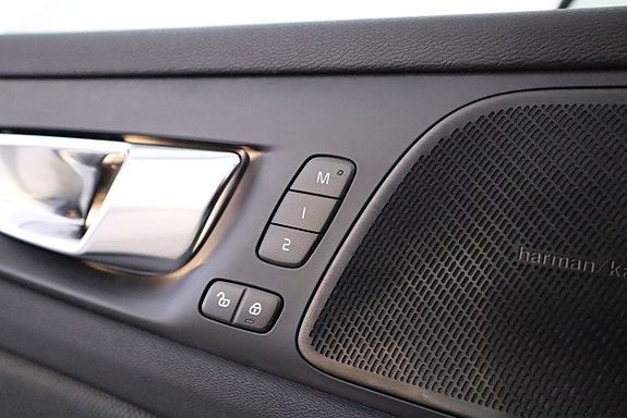 Volvo S60 14 of 26