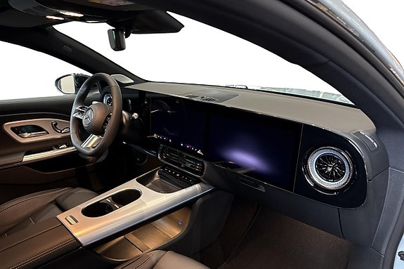 Mercedes-Benz CLA250+ 9 of 17