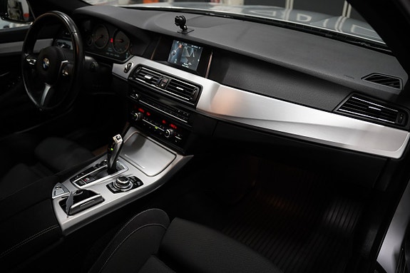 BMW 520d 9 of 21