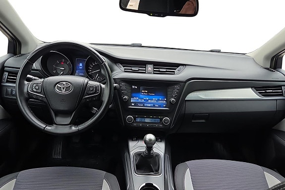 Toyota Avensis 11 of 20