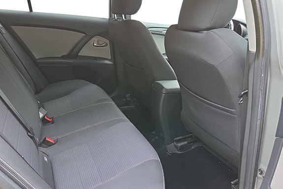 Toyota Avensis 18 of 20