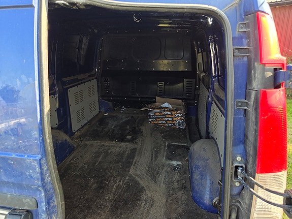 Mercedes-Benz Vito 113 9 of 12